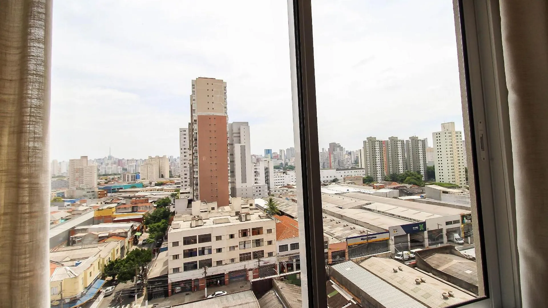 Mv102 - Apto C/ Piscina Prox. Ao Metro Bras Sao Paulo